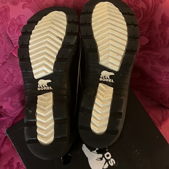 Very gently worn as they are half size too large for me! - Picture 5 of 5